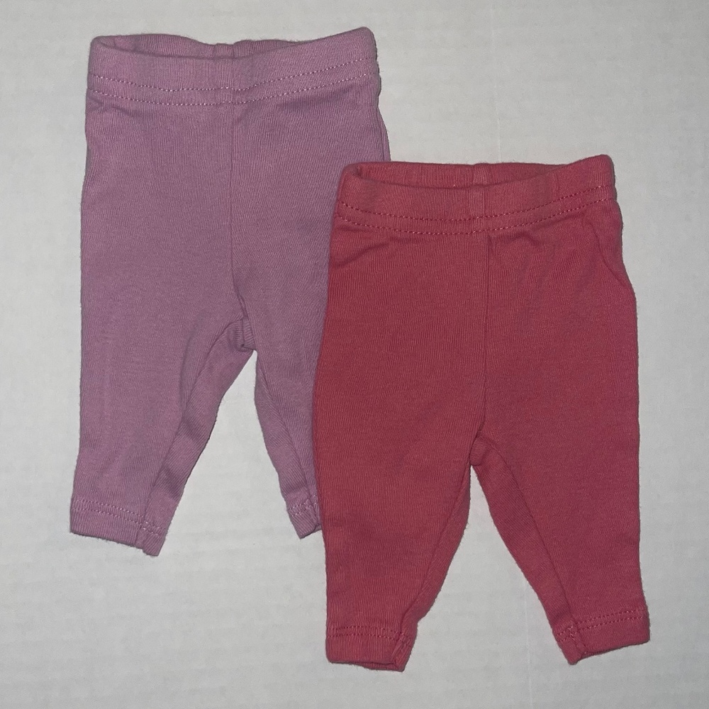 Carter’s - two pack preemie pants